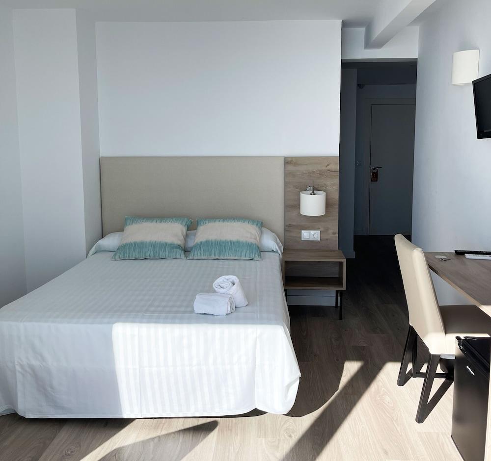 Hotel Flats Friends Mar Blau (Adults Only) Бенидорм Екстериор снимка