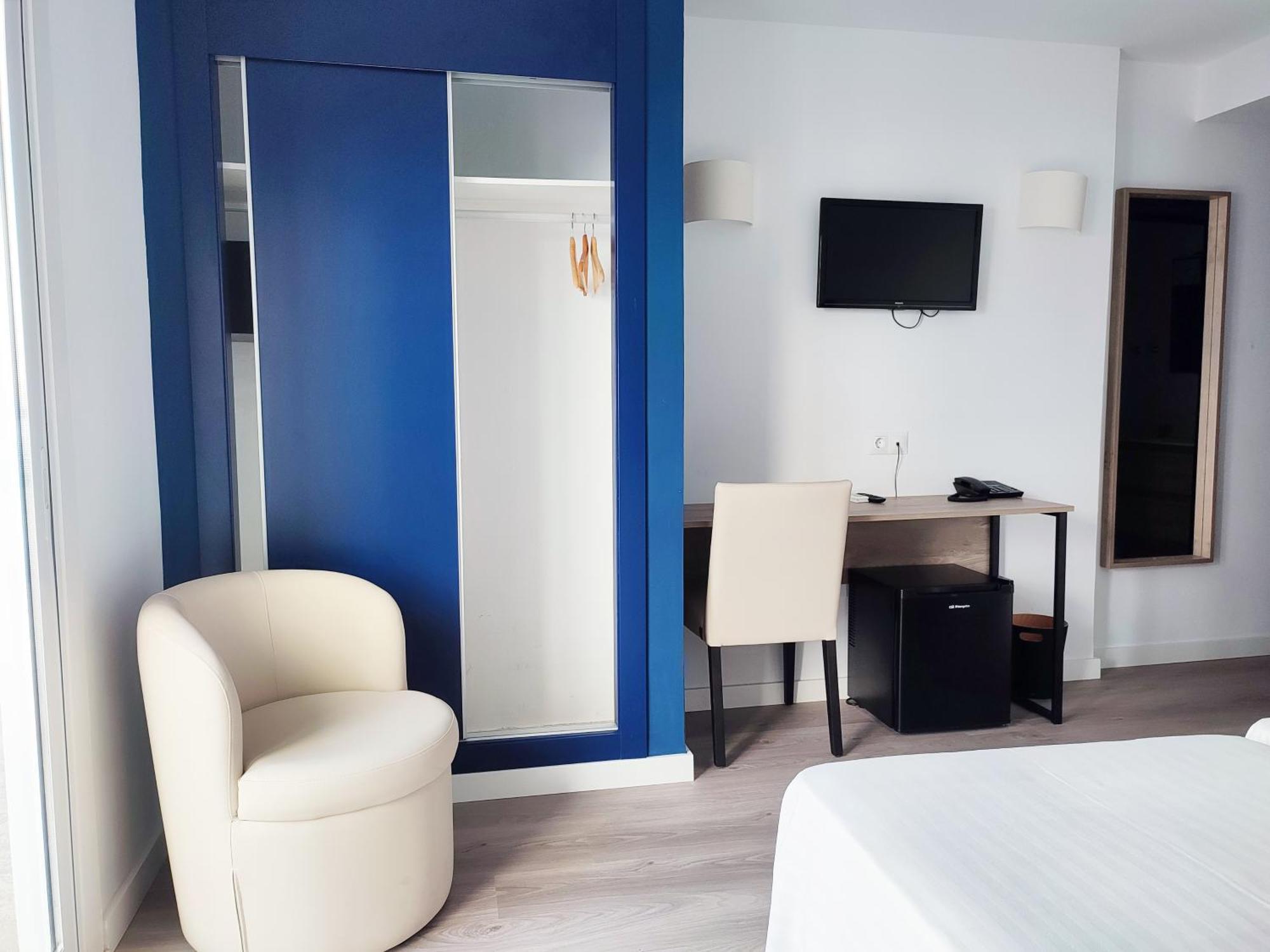 Hotel Flats Friends Mar Blau (Adults Only) Бенидорм Екстериор снимка