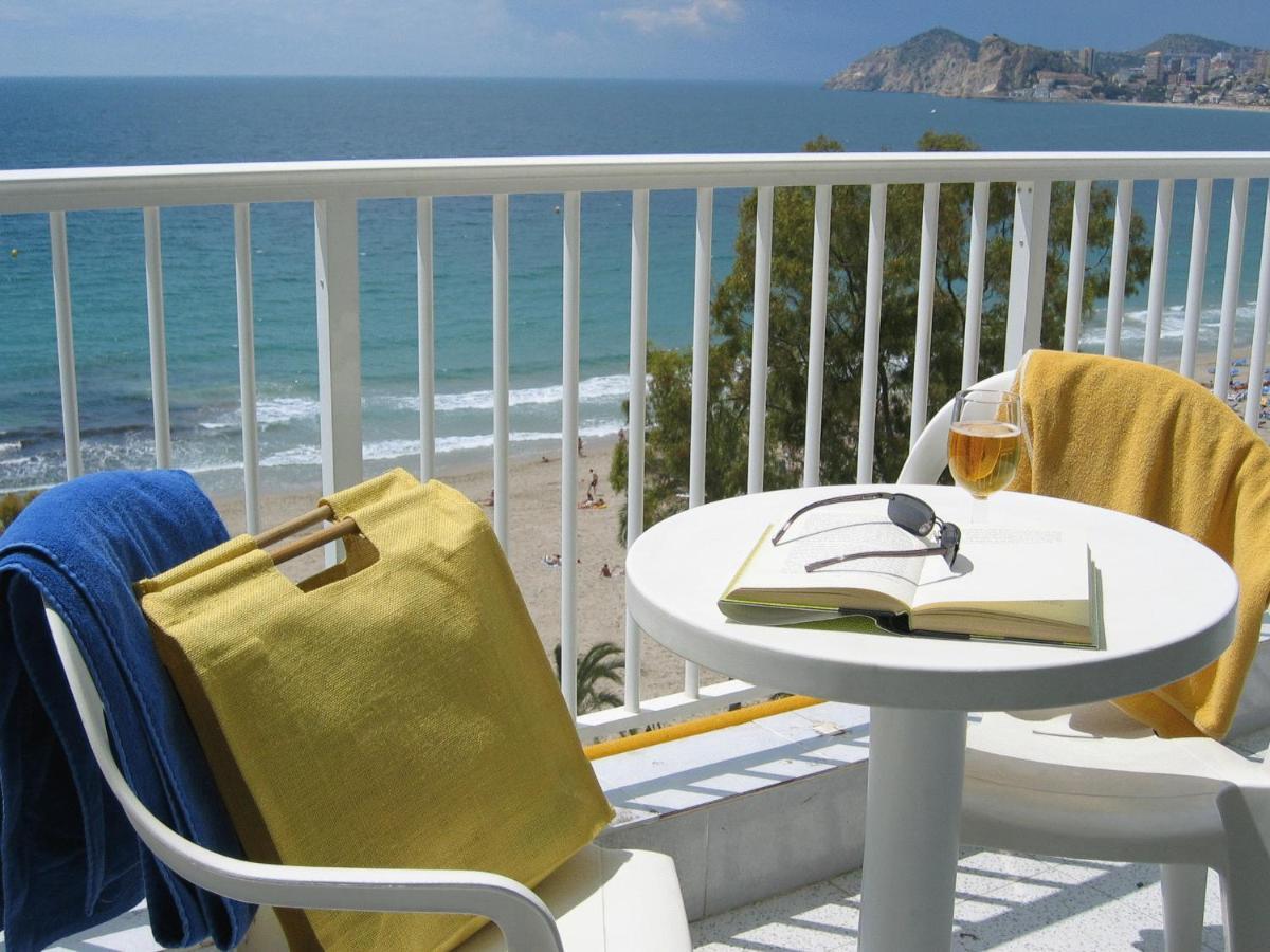 Hotel Flats Friends Mar Blau (Adults Only) Бенидорм Стая снимка